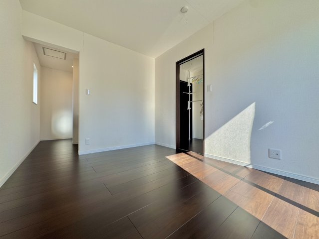 久慈郡大子町大字池田中古戸建の洋室