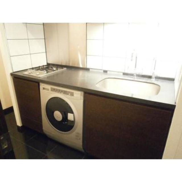 パークキューブ春日安藤坂のキッチン|※写真は同タイプ住戸です。