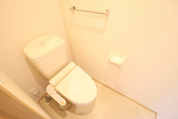 グラマードマレIXのトイレ|温水洗浄暖房便座