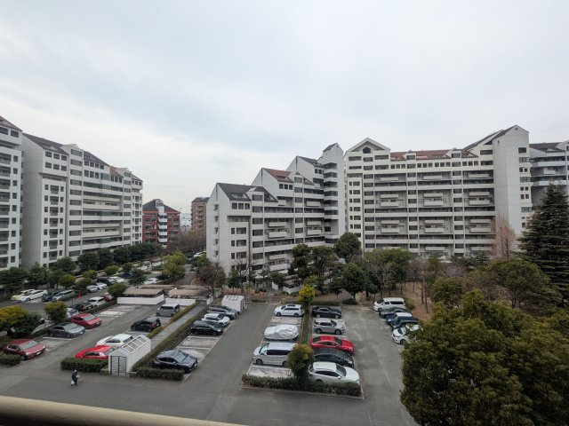 RICウエストコート4番街東棟2番館の展望