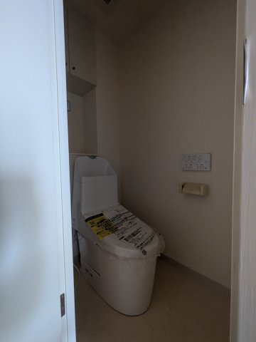 RICウエストコート4番街東棟2番館のトイレ