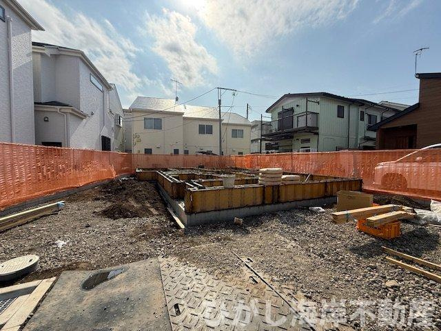 茅ヶ崎市円蔵２丁目　新築戸建　全5棟の外観|2月16日撮影　建築中　現地外観