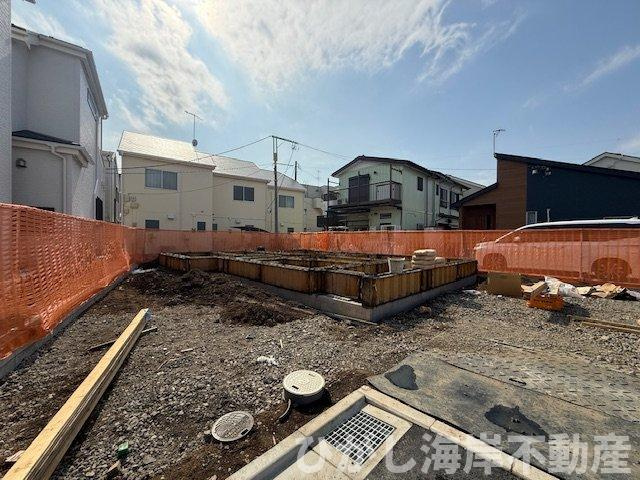 茅ヶ崎市円蔵２丁目　新築戸建　全5棟の外観|2月16日撮影　建築中　現地外観