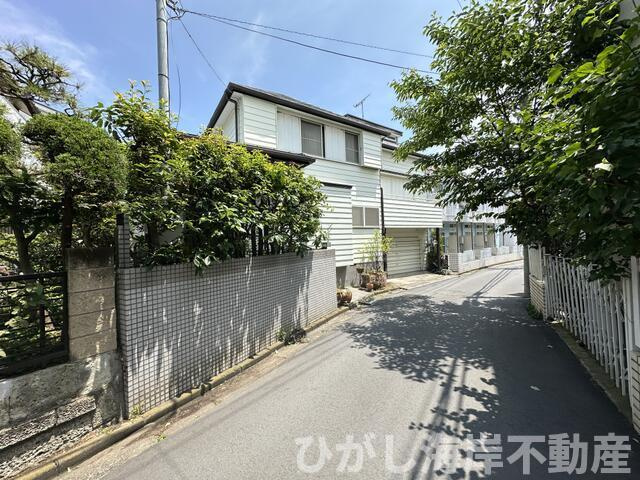 茅ヶ崎市浜竹4丁目　中古戸建の前面道路含む現地写真|現地外観