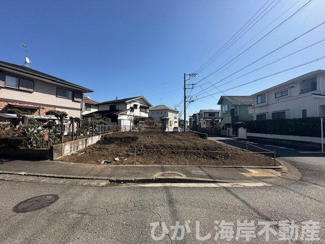茅ケ崎市松風台　新築戸建　全２棟の外観|3月5日撮影　建築前　現地外観