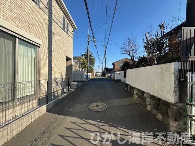 藤沢市本鵠沼4丁目　新築戸建　全２棟の前面道路含む現地写真|2月13日撮影　建築前　現地外観