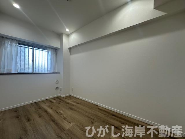 シーサイド片瀬江ノ島の洋室|新規リフォーム完了！4.3帖　サービスルーム