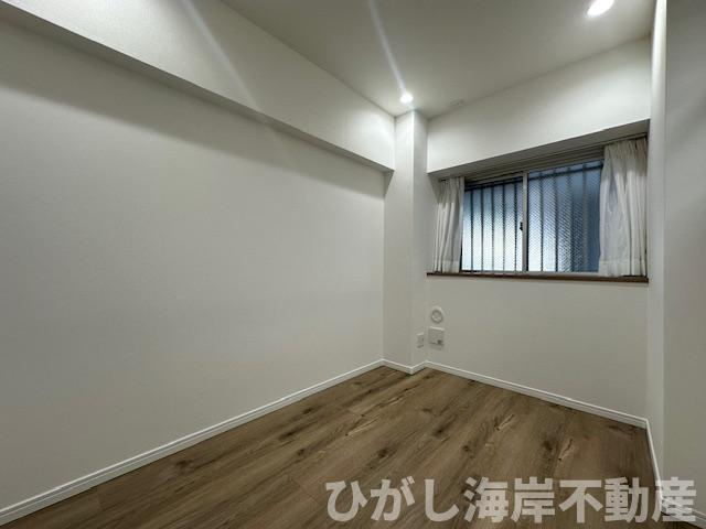 シーサイド片瀬江ノ島の子供部屋|新規リフォーム完了！3.7帖　サービスルーム