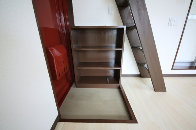 ピアの玄関|別部屋同間取りのお写真となります。参考にご覧くださいませ。