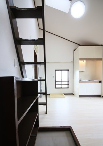 ピアの玄関|別部屋同間取りのお写真となります。参考にご覧くださいませ。