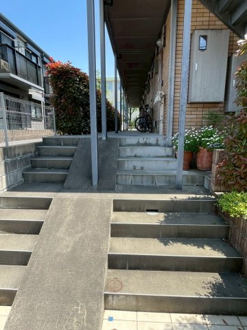ガーデンヒルズのエントランス|★共用部★
