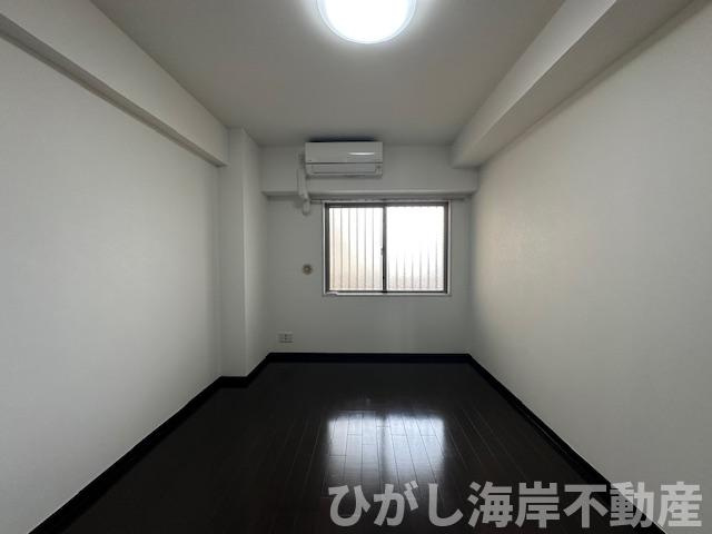 グランシティ湘南海岸の洋室|新規リフォーム完了！　7帖　洋室