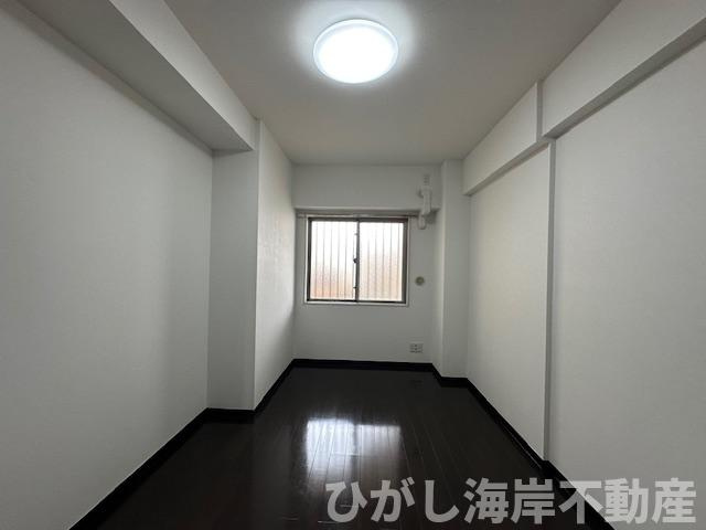 グランシティ湘南海岸の子供部屋|新規リフォーム完了！　6帖　洋室