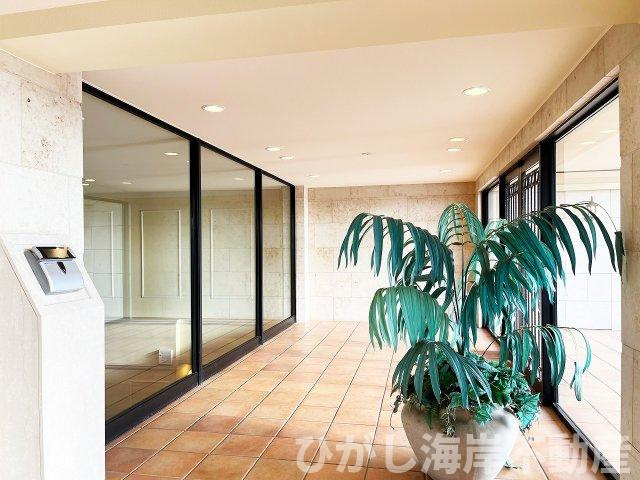 グランシティ湘南海岸のエントランス|エントランス