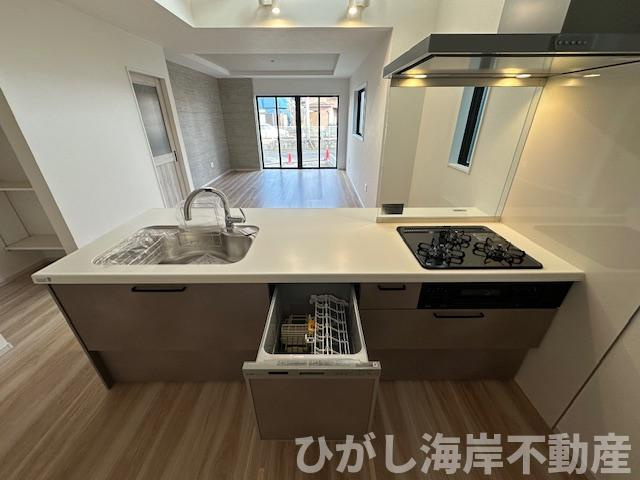 藤沢市片瀬４丁目　新築戸建　全２棟のキッチン|食洗器付きシステムキッチン