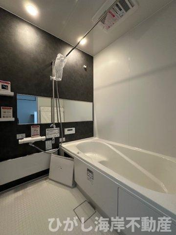 藤沢市片瀬４丁目　新築戸建　全２棟の浴室|1坪タイプ　ユニットバス