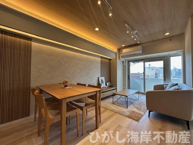 シーサイド片瀬江ノ島の居間・リビング|新規リフォーム完了！12.1帖　LDK