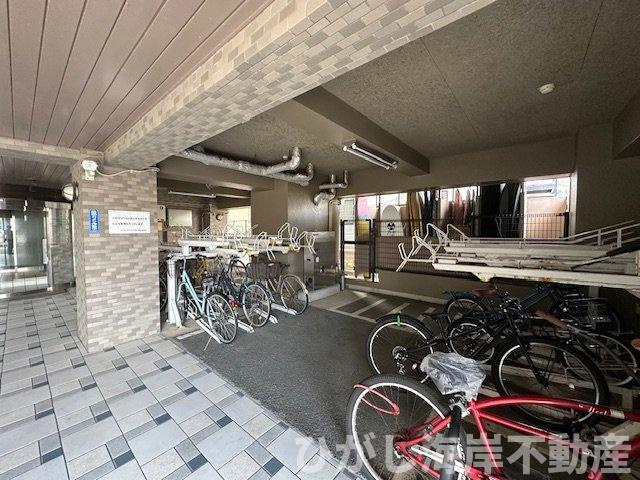 ライオンズマンション片瀬江ノ島第２の駐輪場|駐輪スペース