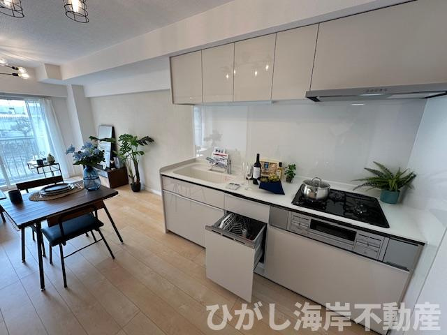 ライオンズマンション片瀬江ノ島第２のキッチン|新規リフォーム完了！食洗機付きシステムキッチン