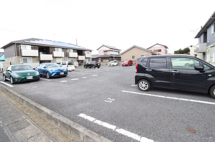 グラマードマレ　Bの駐車場|駐車場