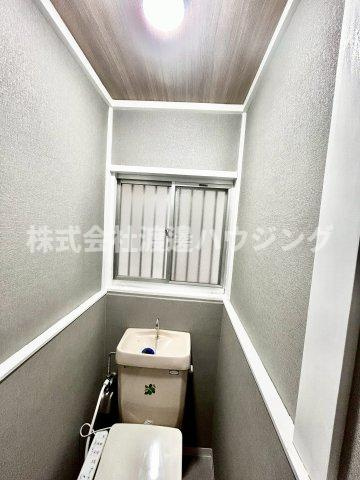 寝屋川市御幸東町一戸建のその他|窓