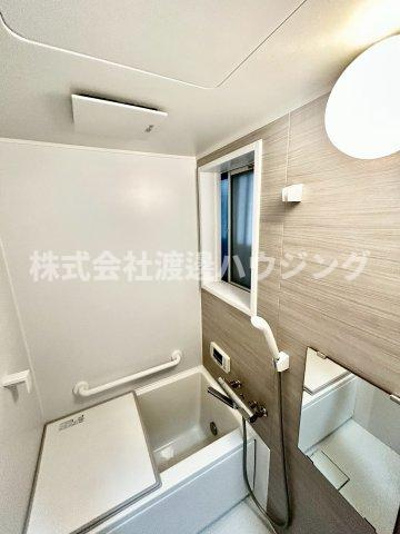 寝屋川市御幸東町一戸建のその他|窓