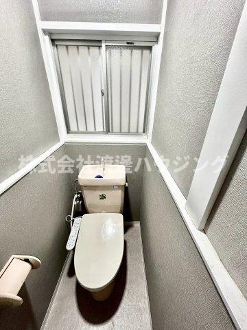 寝屋川市御幸東町一戸建のバルコニー