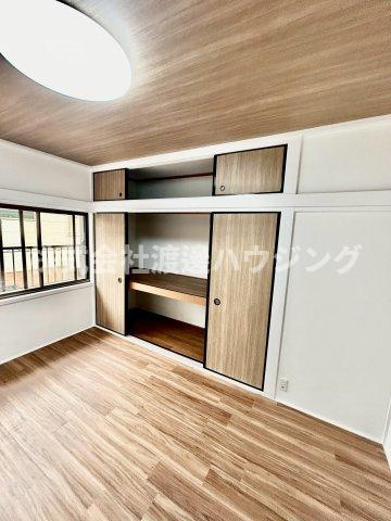 寝屋川市御幸東町一戸建の収納