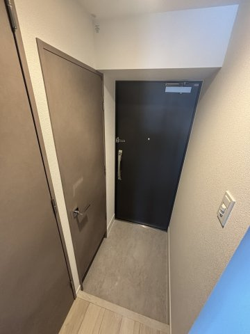 S-RESIDENCE原木中山azureの玄関