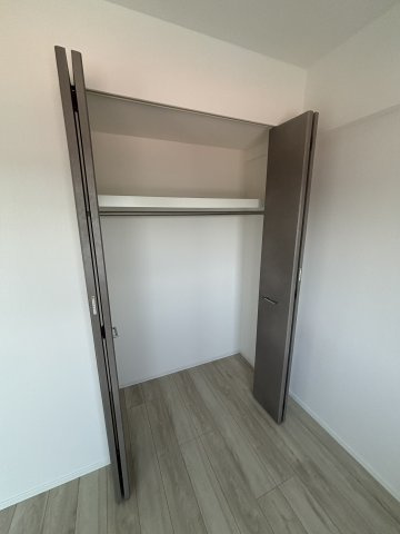 S-RESIDENCE原木中山azureの収納