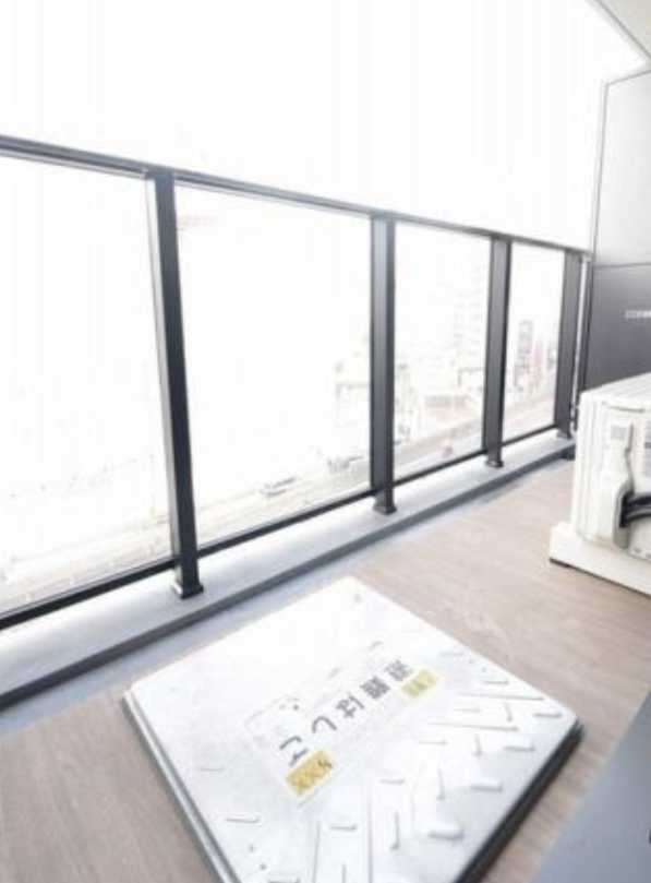 BluRock青葉台　築浅　ペット相談　ネット無料のバルコニー