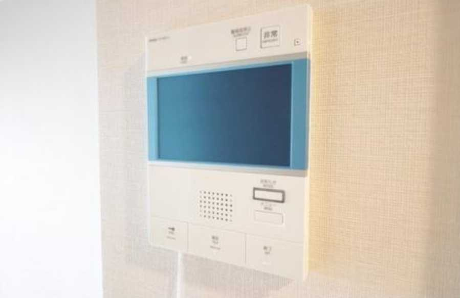 BluRock青葉台　築浅　ペット相談　ネット無料のセキュリティ