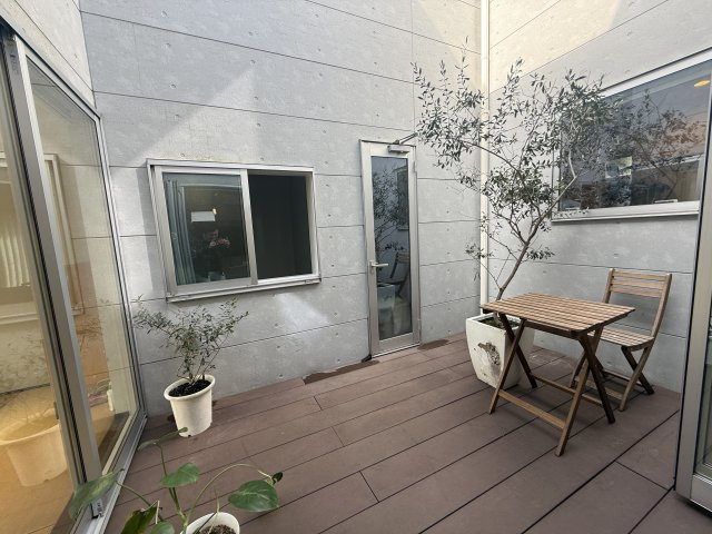 【庭】 | 【VR公開中】西本ハウス施工の築浅注文住宅｜伴駅徒歩4分｜伴東1丁目4LDK