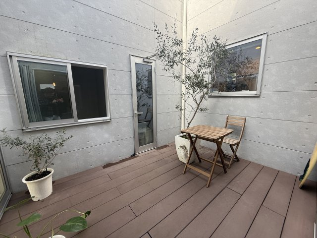 【庭】 | 【VR公開中】西本ハウス施工の築浅注文住宅｜伴駅徒歩4分｜伴東1丁目4LDK