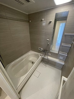 茗荷谷サンハイツの浴室