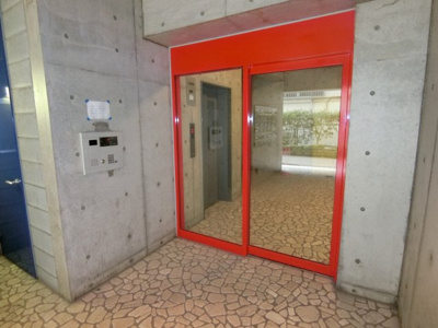 【エントランス】 | I.S COURT