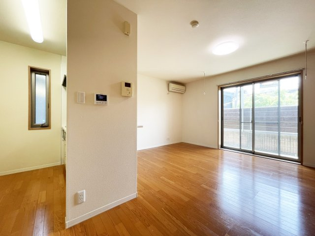 メゾンド・ホルトの居間・リビング