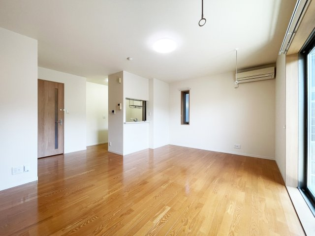 メゾンド・ホルトの居間・リビング