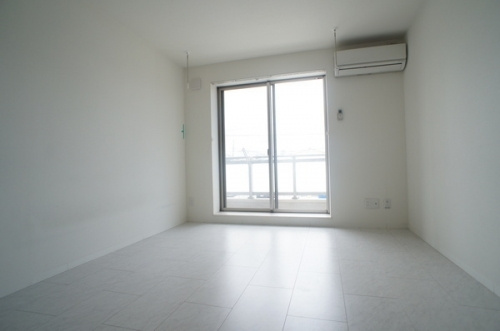 エルスタンザ船橋の寝室