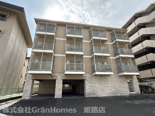 姫路市嵐山町の賃貸マンション