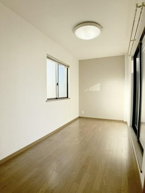 ＳＡＰ本八幡Ⅶの居間・リビング