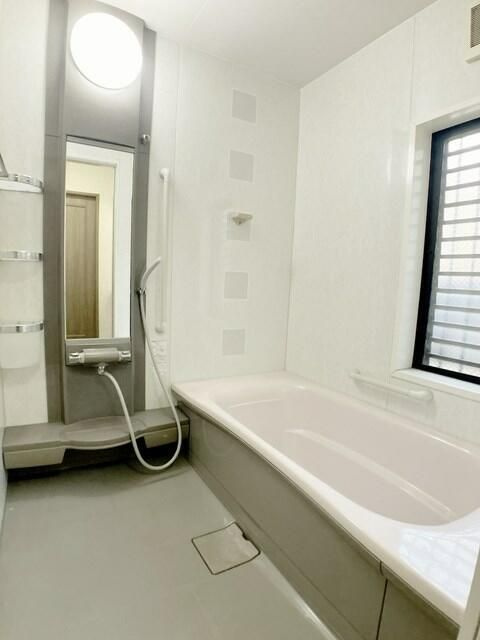 ＳＡＰ本八幡Ⅶの浴室