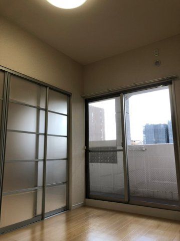 仲介手数料0！！レインボービア記念橋の居間・リビング