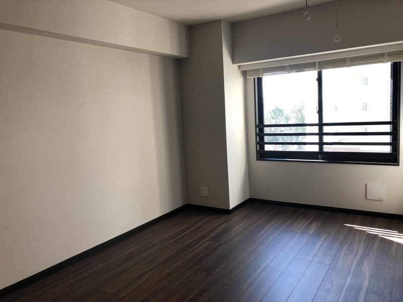 サンクレイドル御苑内藤町の洋室