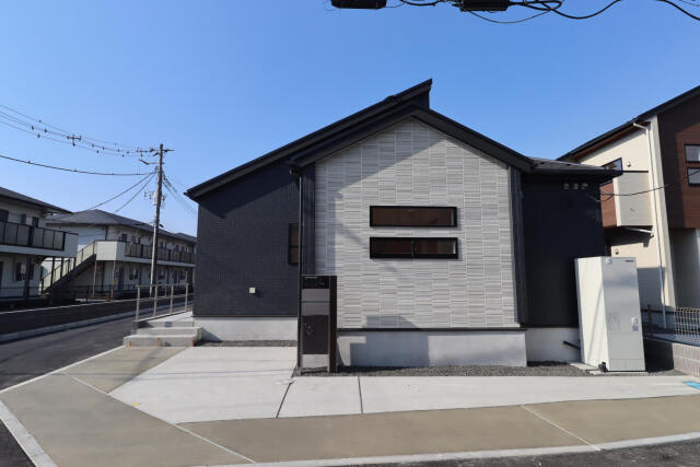 ブルーミングガーデン高根沢町宝積寺　新築一戸建ての外観|4号棟外観（現在一部施工中）