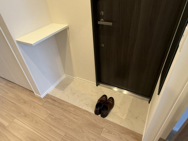 パレス新井薬師の玄関