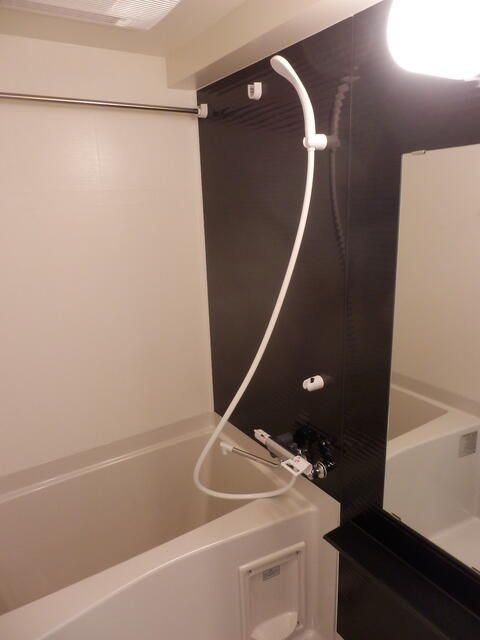 葛飾区新小岩３丁目の賃貸マンションの浴室