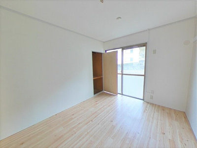 ★南側6帖洋室★