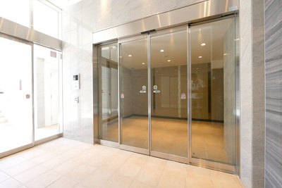 【外観】 | PREMIUM CUBE 新宿中井