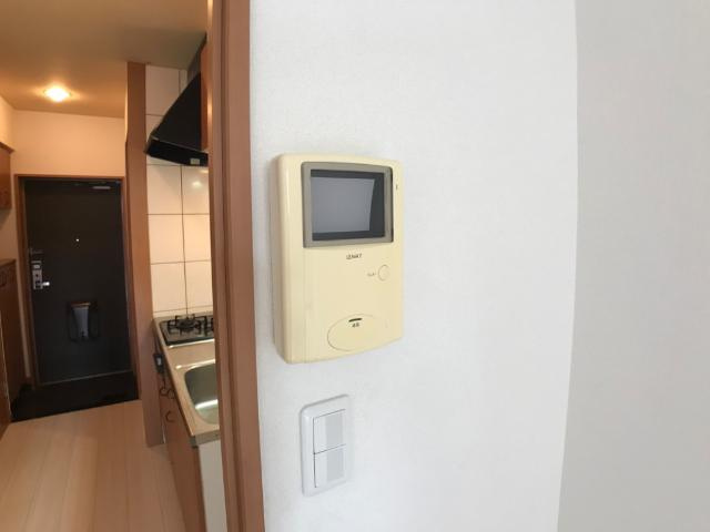 ファイブ　テンの内装|カメラ付インターホン